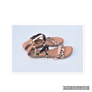 NWOT Gioseppo sandals